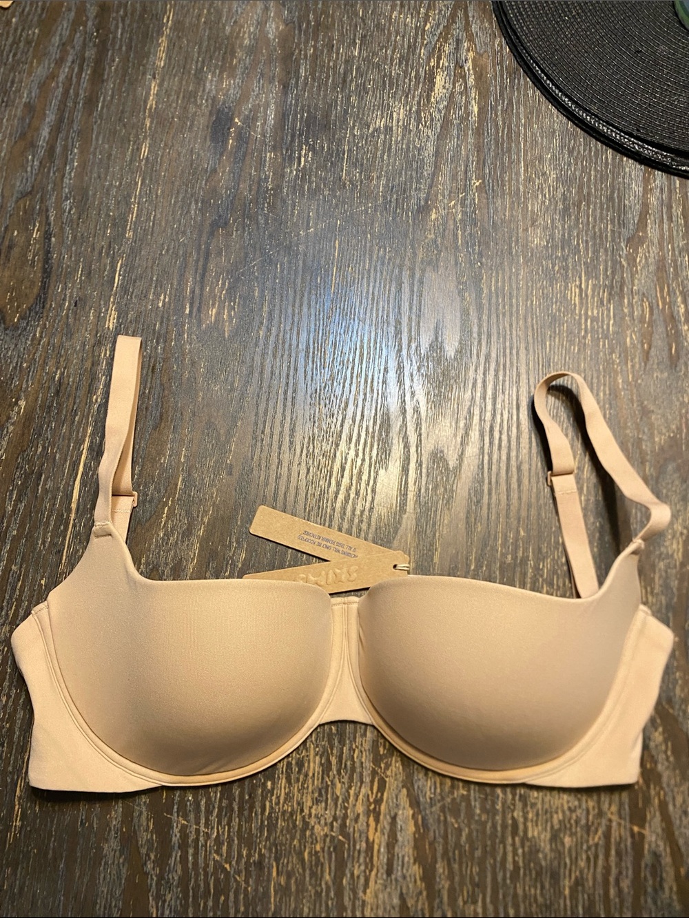 SKIMS Fits everybody lightly lined balconette 32DDD clay NWT Bra